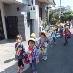 ひよこ組　賀茂川（出雲路橋）へお散歩　１０月１３日（火）