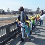 ひよこ組　お散歩　３月４日（金）