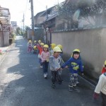 ひよこ組　お散歩　３月４日（金）