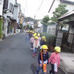 ひかり組　１０月２４日（火）〔おいもほり〕、２５日・２６日〔陶芸〕