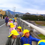 賀茂川へお散歩　ことり組　１月１５日（火）