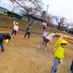 賀茂川へお散歩　ことり組　１月１５日（火）