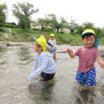 ことり組　川あそび　９月５日