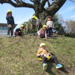 ひかり組・ひよこ組　賀茂川へお散歩　３月１１日