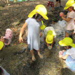 2021年9月24日（金）　ひよこ組　川遊び（下鴨神社）